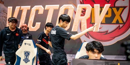 FunPlus Phoenix eliminate Fnatic from LoL Worlds 2019