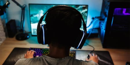 China implements curfews to battle gaming addiction