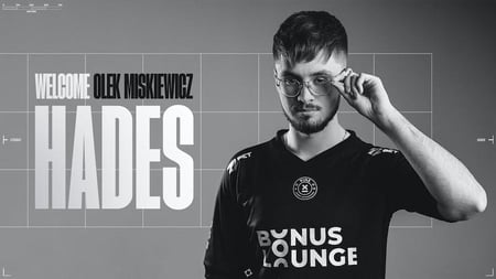 9INE completes their CS:GO roster with AWPer Olek “⁠hades⁠” Miskiewicz