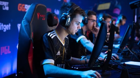 Misutaaa Announces Free Agency