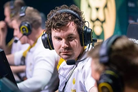 Leaked docs expose truth behind HUNDEN’s Astralis switch