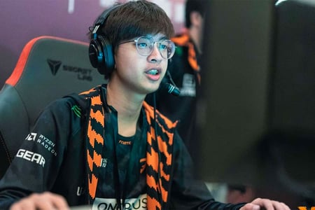 23savage becomes first Dota 2 pro to hit 13k MMR