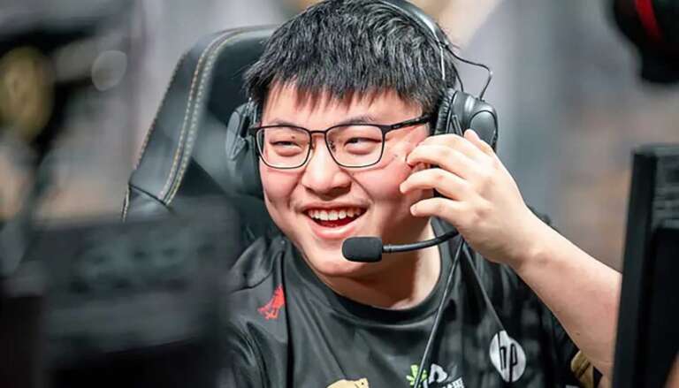 Jian “Uzi” Zihao