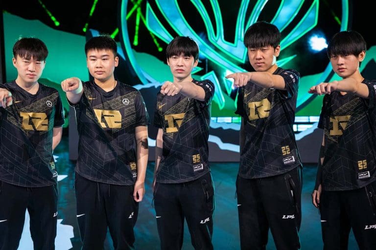 Royal Never Give Up 3-0 record in the 2022 LoL Mid-Season Invitational due to ping discrepancy