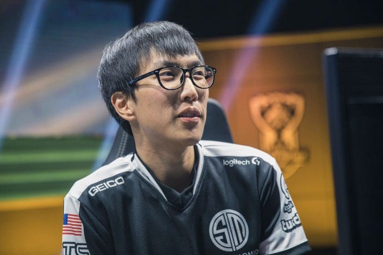 Doublelift returns to competitive League of Legends play